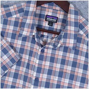 Patagonia Mens Blue Salmon Organic Cotton Blend Plaid Short Sleeve Shirt Large